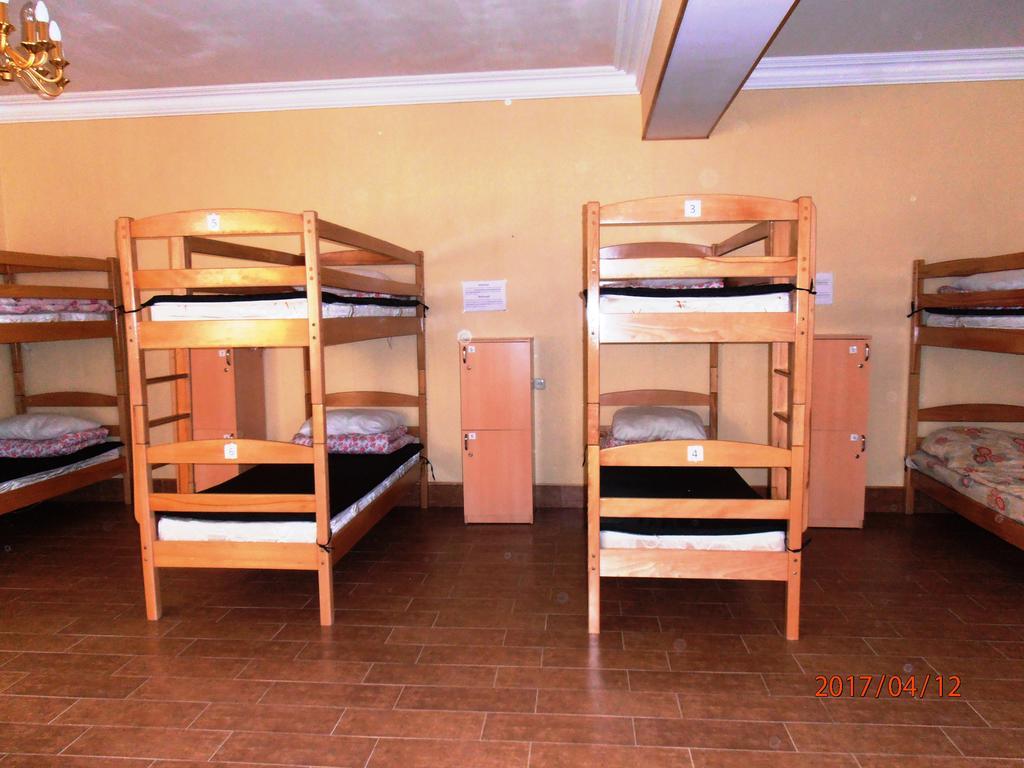 Rafael Hostel Jerevan Eksteriør billede